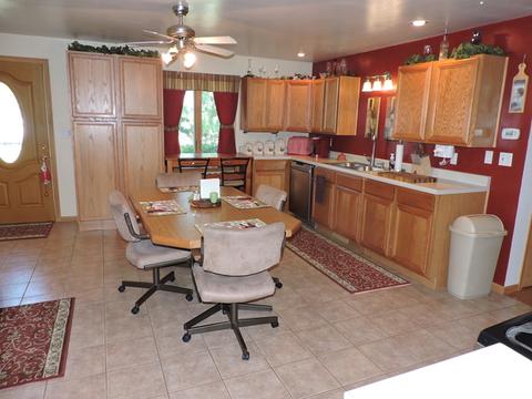 260 S 1st St, Kankakee, IL 60901 photo 5
