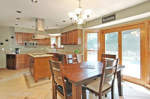 800 Fairway View Dr, Algonquin, IL 60102 photo 7
