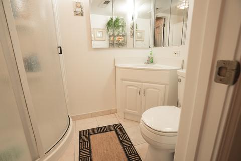 411 S Wolf Rd, Wheeling, IL 60090 photo 15
