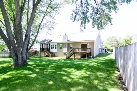 3511 W Beach Dr, Mchenry, IL 60050 photo 3