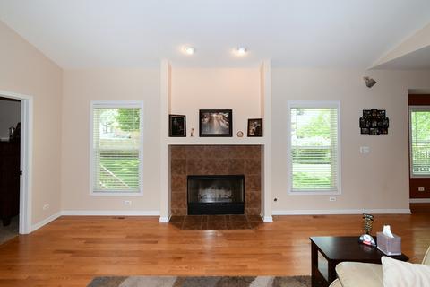3511 W Beach Dr, Mchenry, IL 60050 photo 6