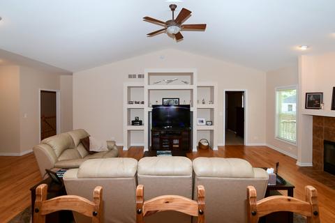 3511 W Beach Dr, Mchenry, IL 60050 photo 5
