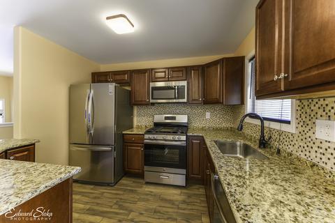 4515 Clearview Dr, Mchenry, IL 60050 photo 5