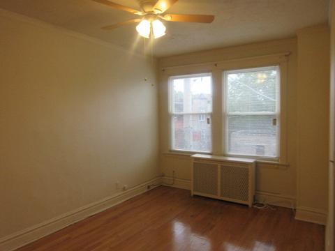 358 E 70th St, Chicago, IL 60637 photo 10