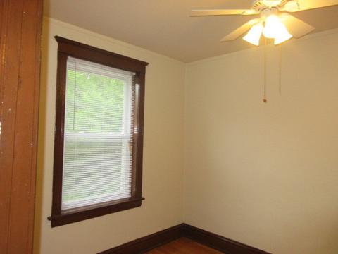 358 E 70th St, Chicago, IL 60637 photo 6
