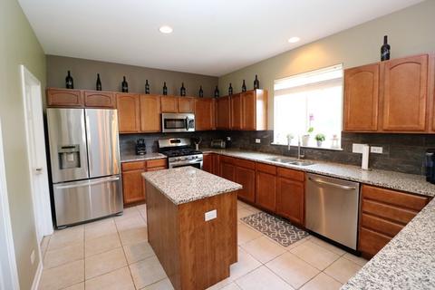 9625 Newton Rd, Huntley, IL 60142 photo 5