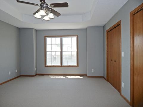 196 E Division St, Manteno, IL 60950 photo 16