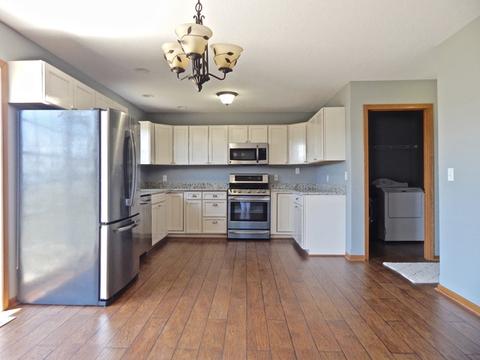196 E Division St, Manteno, IL 60950 photo 10