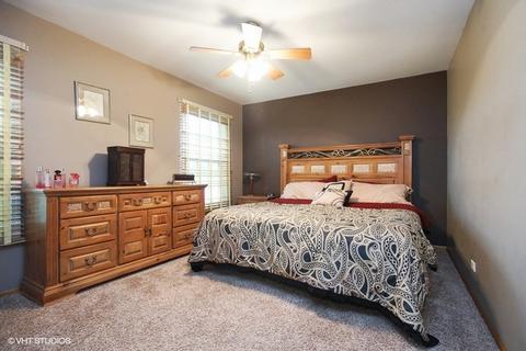 1080 Hassell Rd, Hoffman Estates, IL 60169 photo 10