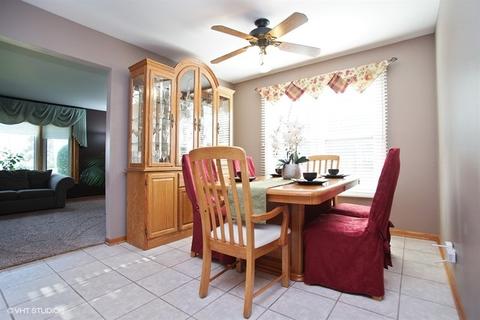 1080 Hassell Rd, Hoffman Estates, IL 60169 photo 5