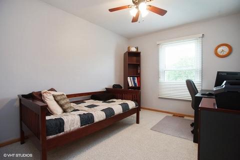 1080 Hassell Rd, Hoffman Estates, IL 60169 photo 12