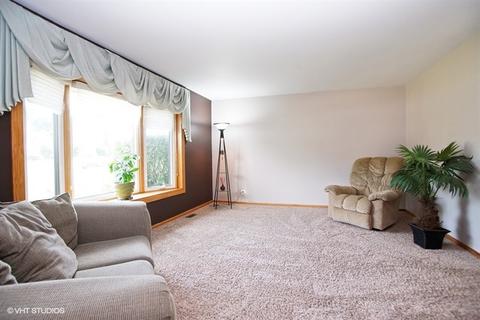 1080 Hassell Rd, Hoffman Estates, IL 60169 photo 2