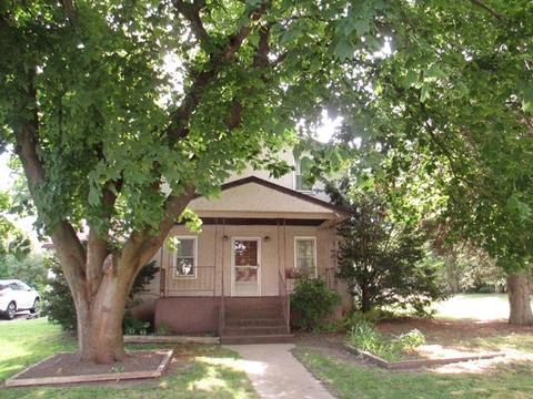 628 Henry St, Peru, IL 61354 photo 1