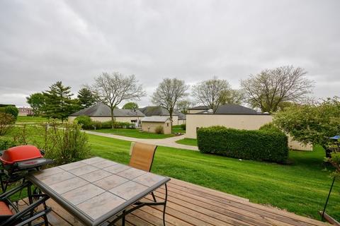 868 Heatherbrook Ct, Wheaton, IL 60189 photo 10