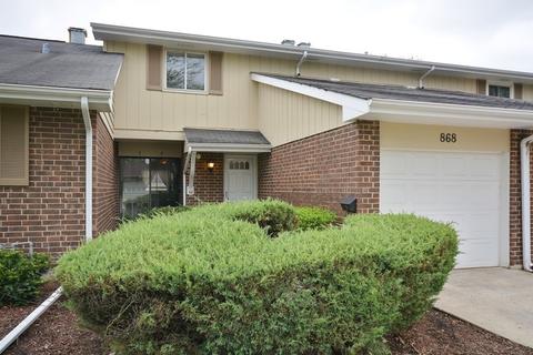 868 Heatherbrook Ct, Wheaton, IL 60189 photo 1