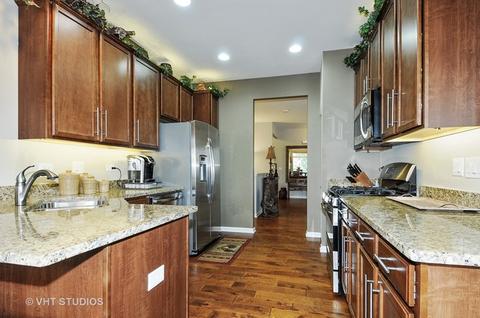 1144 Drury Ln, Aurora, IL 60502 photo 3
