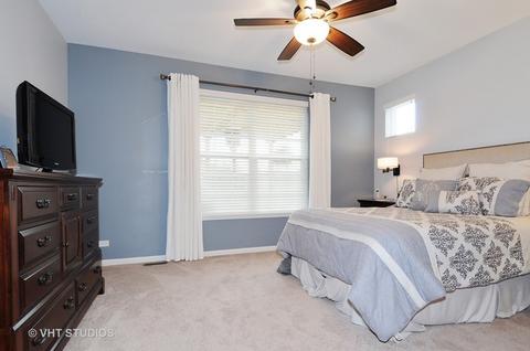 1144 Drury Ln, Aurora, IL 60502 photo 8
