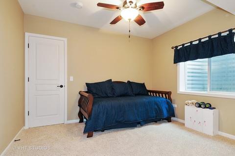 1144 Drury Ln, Aurora, IL 60502 photo 11