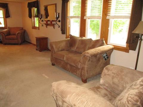 129 E 7th St, Spring Valley, IL 61362 photo 4