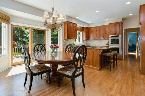 2086 Primrose Ln, Naperville, IL 60565 photo 7
