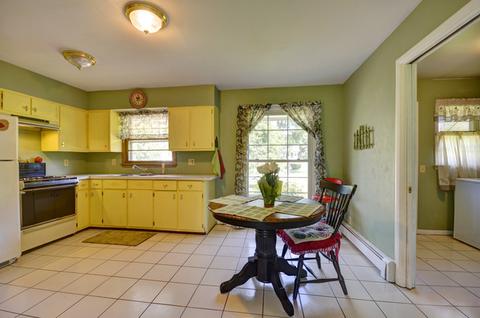 609 N John St, Mchenry, IL 60050 photo 5