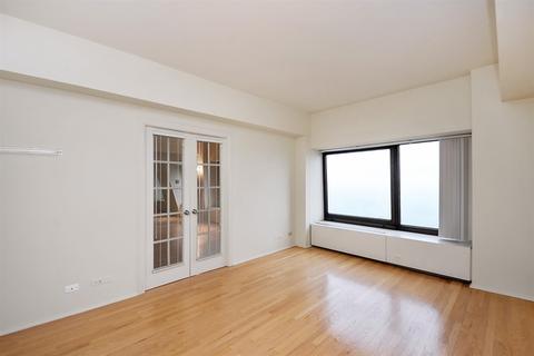 175 E Delaware Pl #4714, Chicago, IL 60611 photo 9