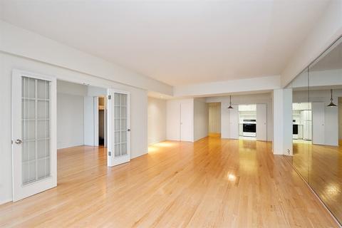 175 E Delaware Pl #4714, Chicago, IL 60611 photo 4