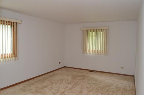 735 Waverly Dr #A, Elgin, IL 60120 photo 9