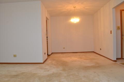 735 Waverly Dr #A, Elgin, IL 60120 photo 5