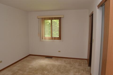 735 Waverly Dr #A, Elgin, IL 60120 photo 12