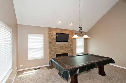 1008 Longford Rd, Bartlett, IL 60103 photo 7