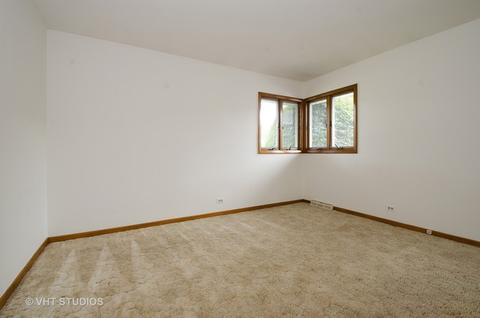725 Mark Ave, Des Plaines, IL 60016 photo 11
