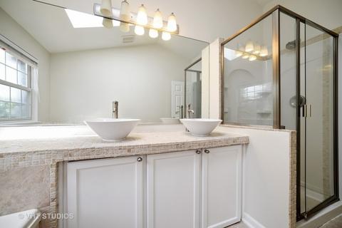 257 Superior Cir, Bartlett, IL 60103 photo 18