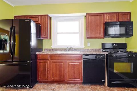 211 S Morgan Ave, Wheaton, IL 60187 photo 3