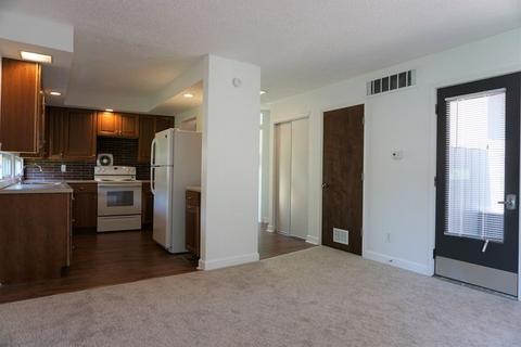 800 E Scott St, Tuscola, IL 61953 photo 12