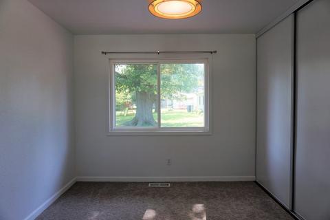 800 E Scott St, Tuscola, IL 61953 photo 20