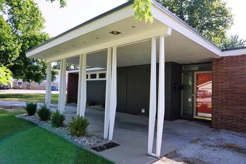800 E Scott St, Tuscola, IL 61953 photo 3