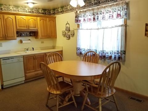 14331 Kolin Ave, Midlothian, IL 60445 photo 5