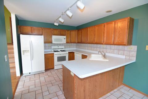 856 Millcreek Cir, Elgin, IL 60123 photo 5