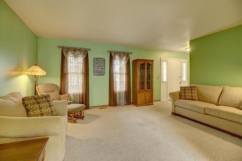 2148 Brindlewood Dr, Plainfield, IL 60586 photo 3