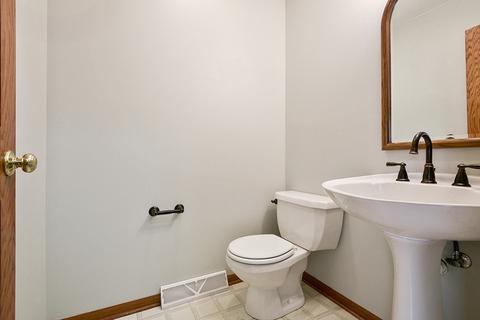 22746 S Michael Dr, Channahon, IL 60410 photo 13