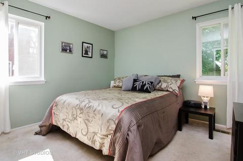 1145 Hunter Dr, Elgin, IL 60120 photo 5