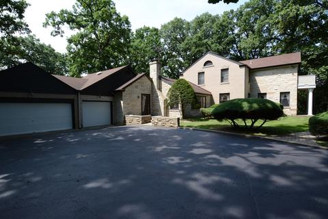600 Valley Rd, Itasca, IL 60143 photo 1
