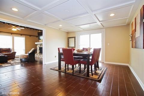 1340 Dennison Rd, Hoffman Estates, IL 60169 photo 6