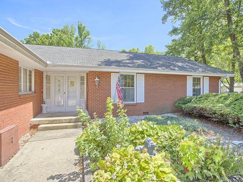 1710 Salem Rd, Champaign, IL 61821 photo 4