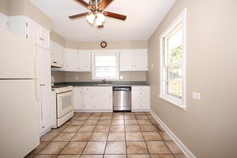 103 N Elroy Ave, Bartlett, IL 60103 photo 8
