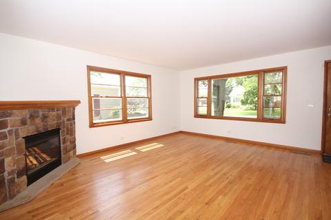 103 N Elroy Ave, Bartlett, IL 60103 photo 3