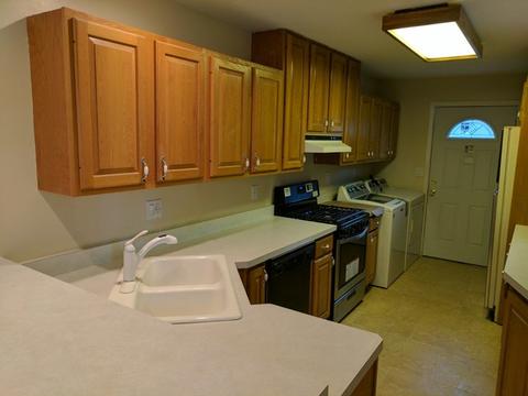 211 W Wayne Pl, Wheeling, IL 60090 photo 5