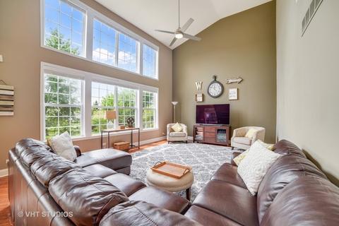 981 Pimlico Ln, Bartlett, IL 60103 photo 8