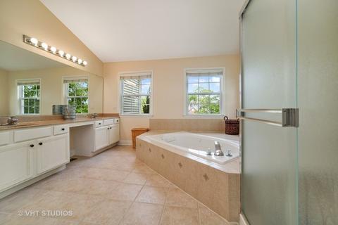 981 Pimlico Ln, Bartlett, IL 60103 photo 13